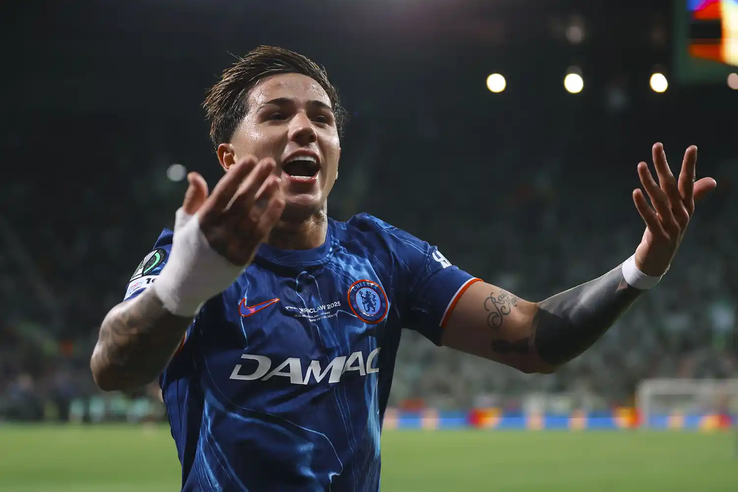 Enzo Fernández consiguió su primer título en Chelsea.