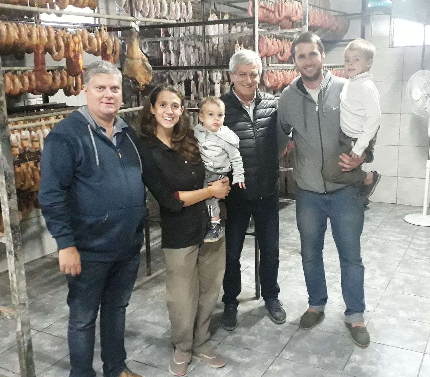 Fábrica de chacinados de Tandil recibió la visita de representantes de ADIBA