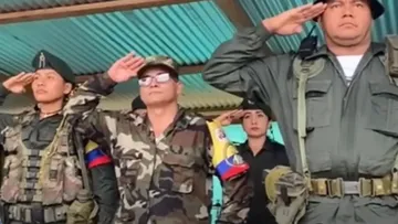 Fuerzas Armadas de Colombia atacan enclave de alias "Iván Mordisco" y dejan cuatro rebeldes muertos