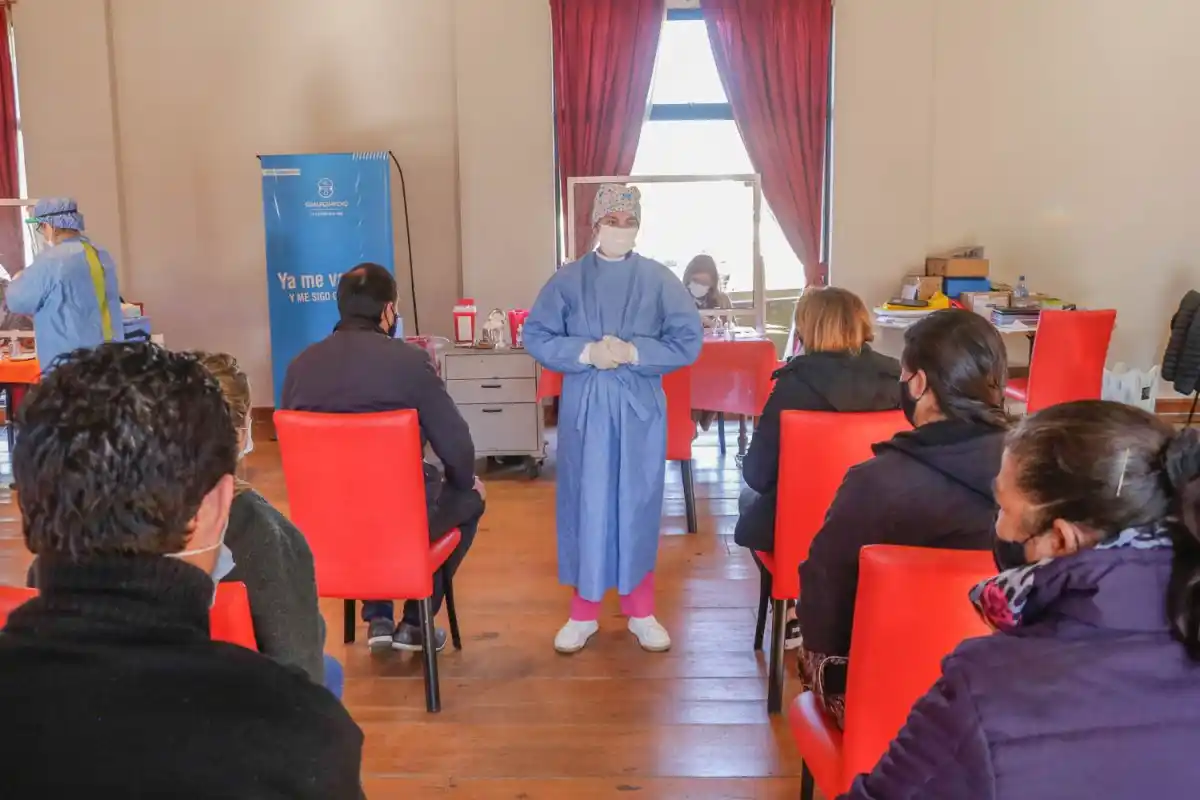 Unos 2000 vecinos recibieron su segunda dosis la última semana