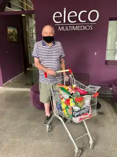 Entregamos otro carro repleto de mercadería