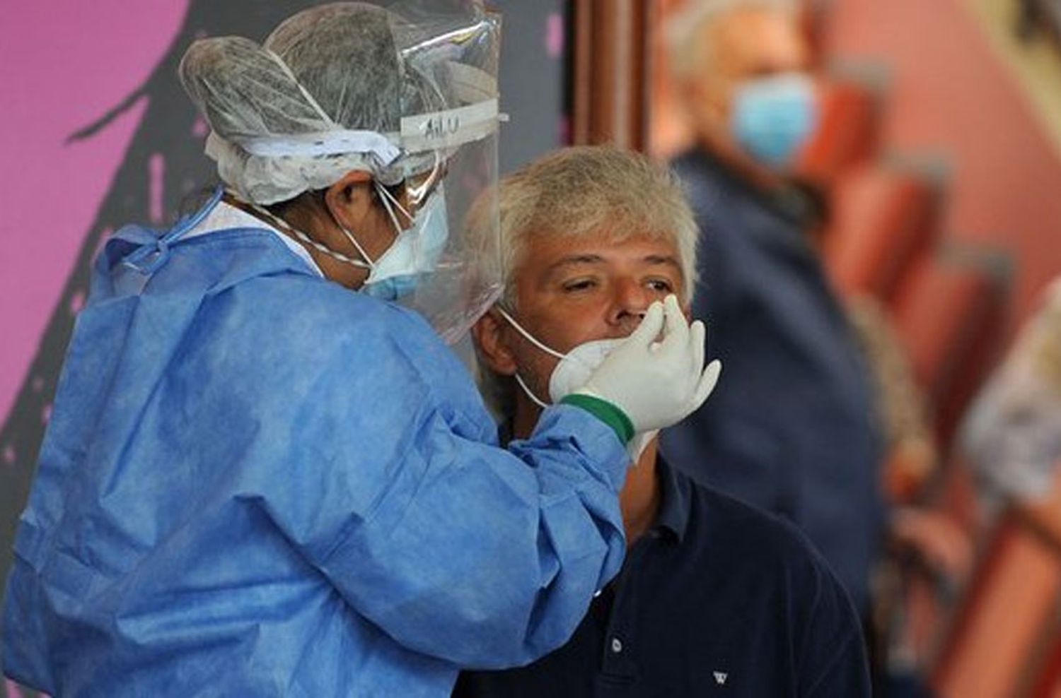 Coronavirus: se registraron 802 casos y 7 muertes en Argentina