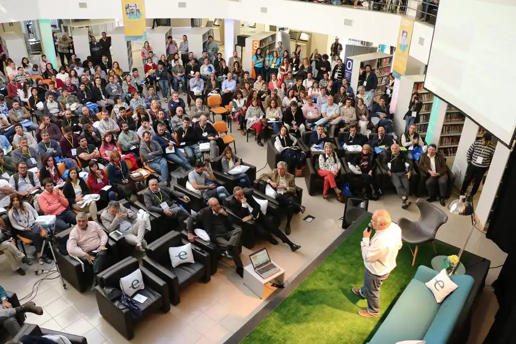 Cientos de emprendedores participaron de la exitosa Experiencia Endeavor