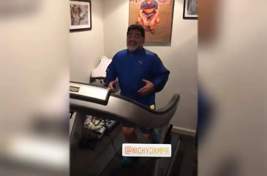 El entrenamiento reggaetonero de Maradona y la reacción de Maluma, J Balvin y Nicky Jam