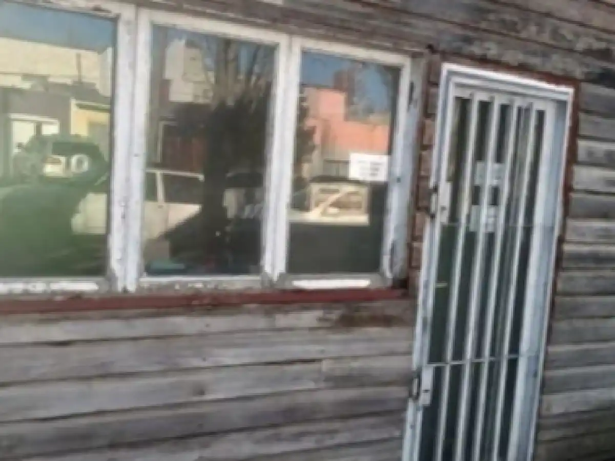 Río Gallegos: buscaban a una mujer, encontraron cajas con dólares y apuntan a un allegado a Máximo Kirchner