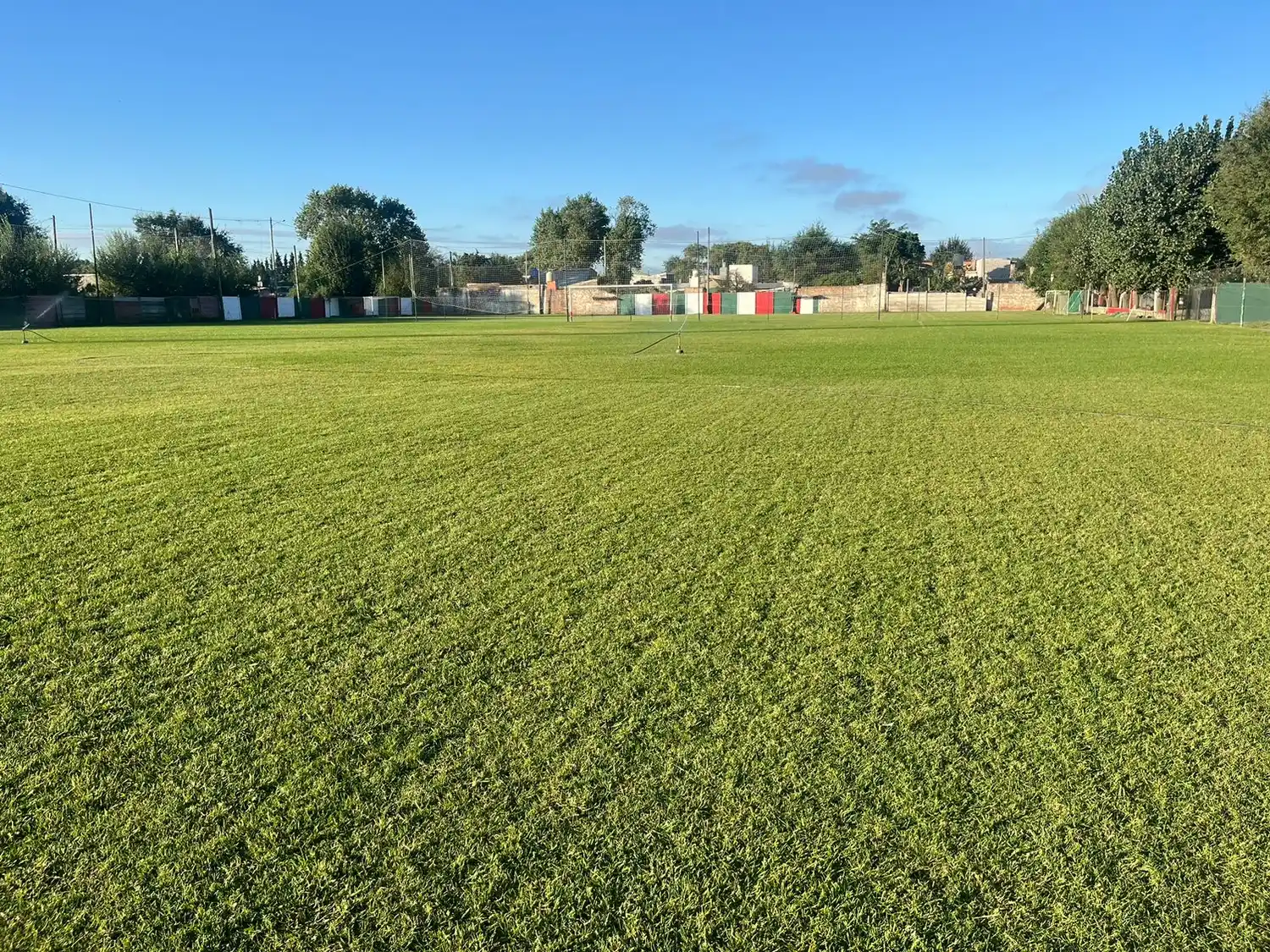 Así quedó la cancha de General Urquiza para su re inauguración el próximo sábado.