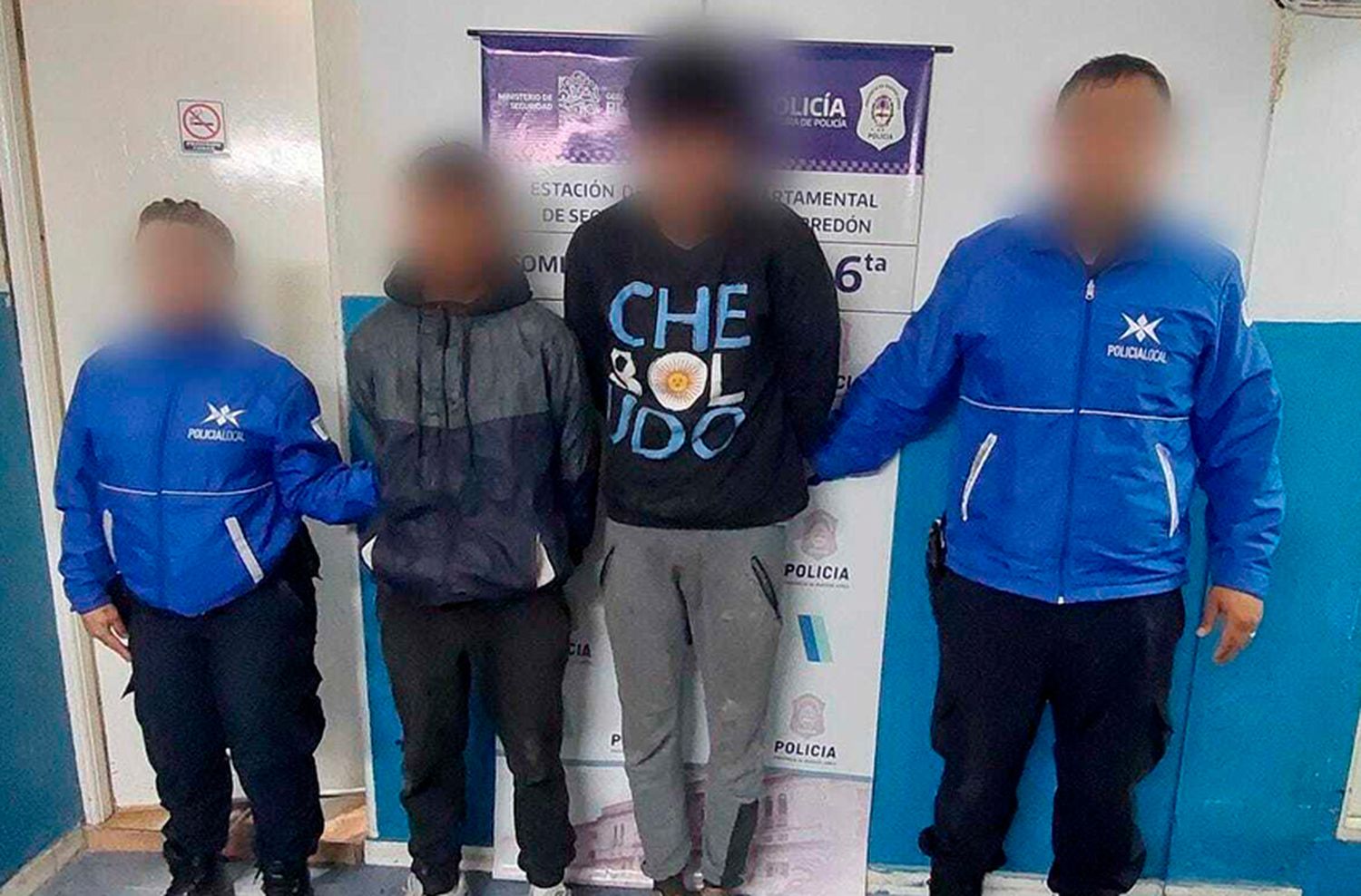 Taxista activó botón de pánico y atraparon a dos malvivientes que habían robado cableado