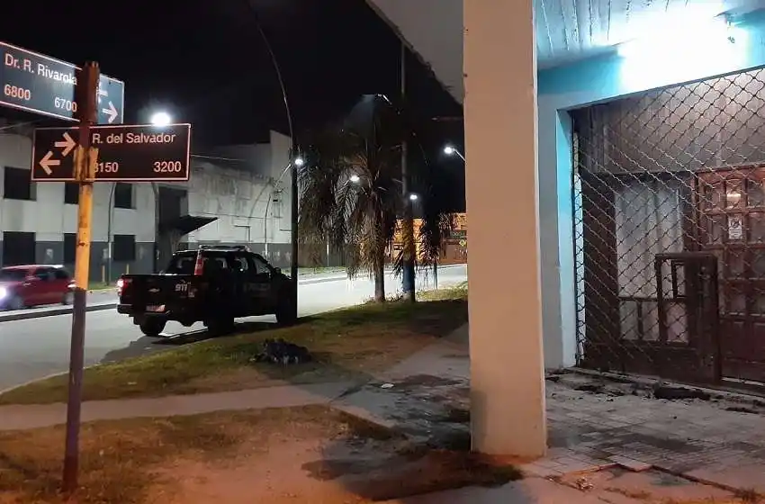 Prendieron fuego a un hombre en situación de calle y terminó en el Heca con graves quemaduras en todo el cuerpo