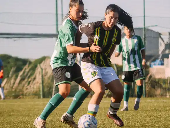 Las “Tiburonas” cayeron ante Camioneros en su fecha pendiente