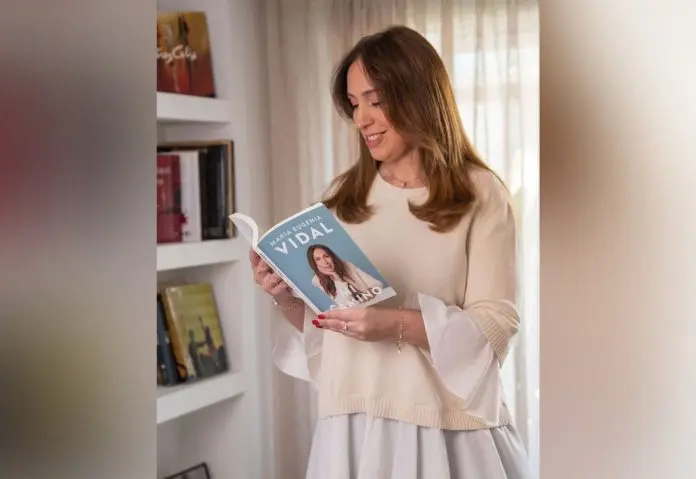La exgobernadora María Eugenia Vidal presenta su libro en Instagram y Facebook