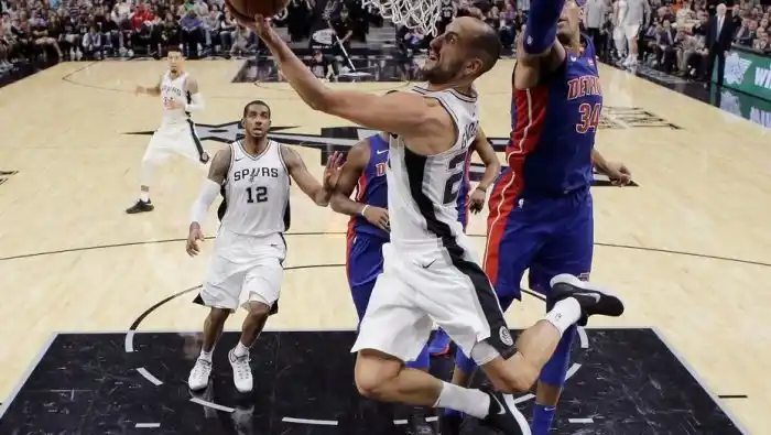 El vuelo de Ginóbili que asombró al mundo del básquetbol