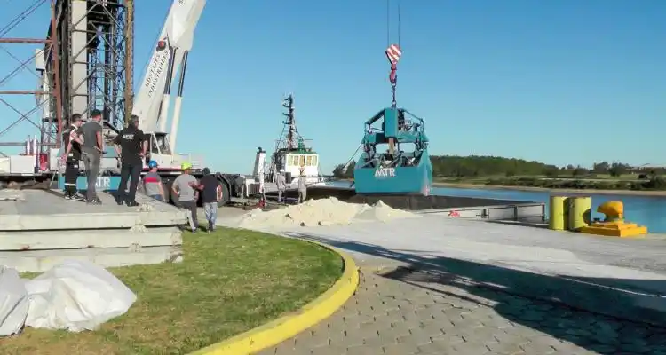 Más de cien puestos de trabajo para embarcar  en el puerto 240 mil bolsas  de porotos