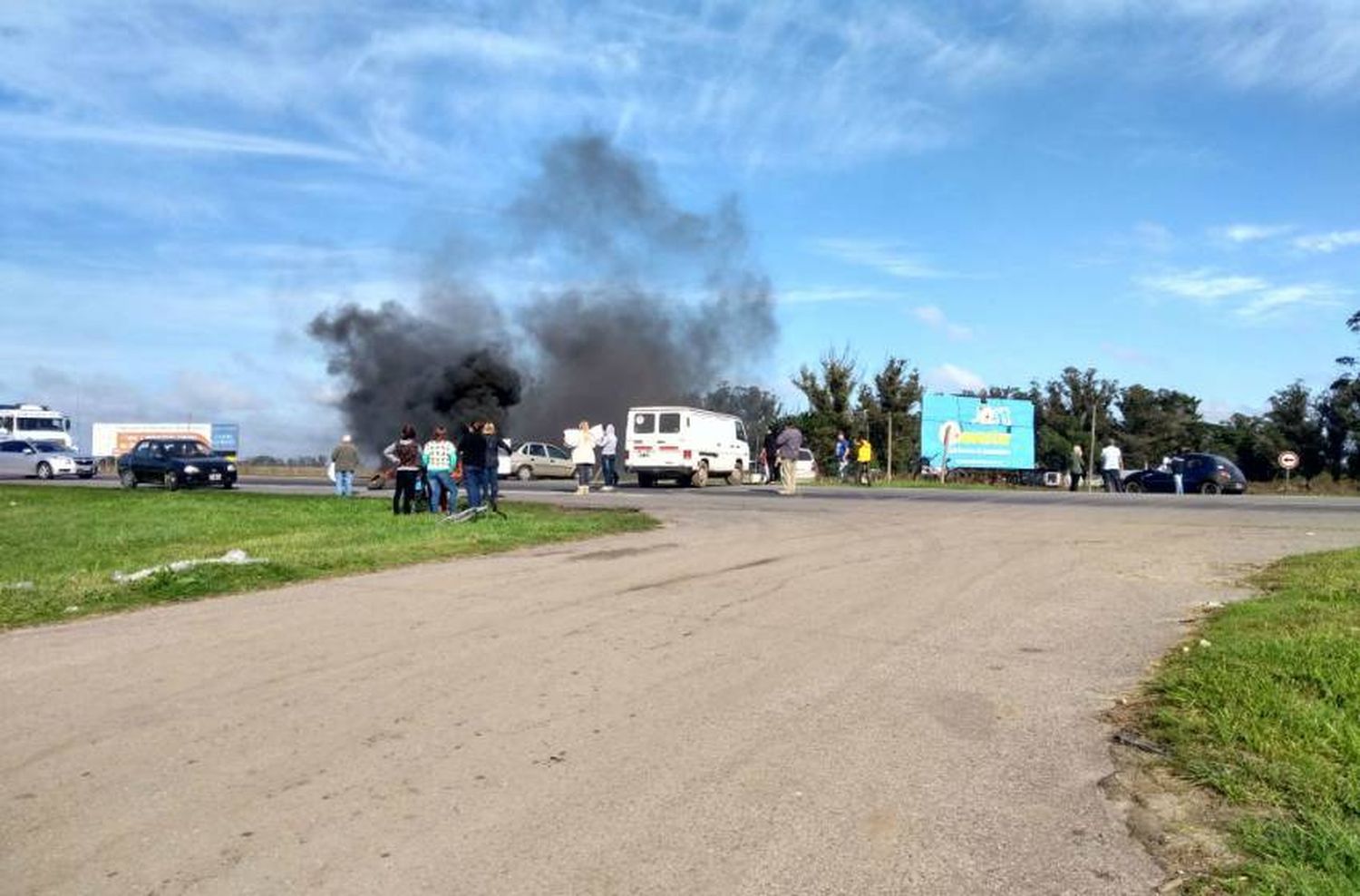 Vecinos del barrio 2 de abril profundizaron el reclamo por las calles