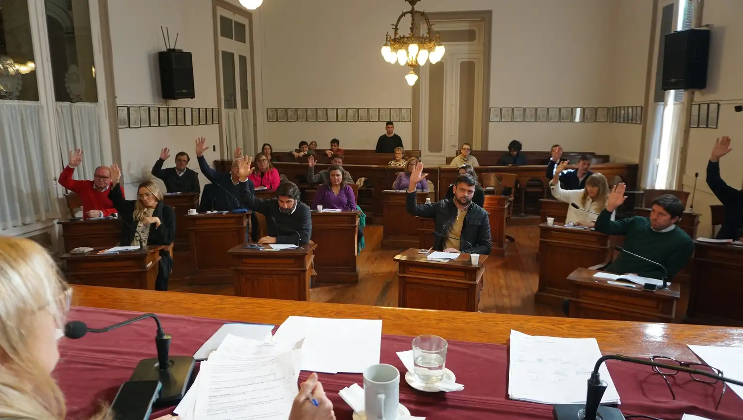 Concejales votan para nombrar a una calle Juan Pugliese (h),