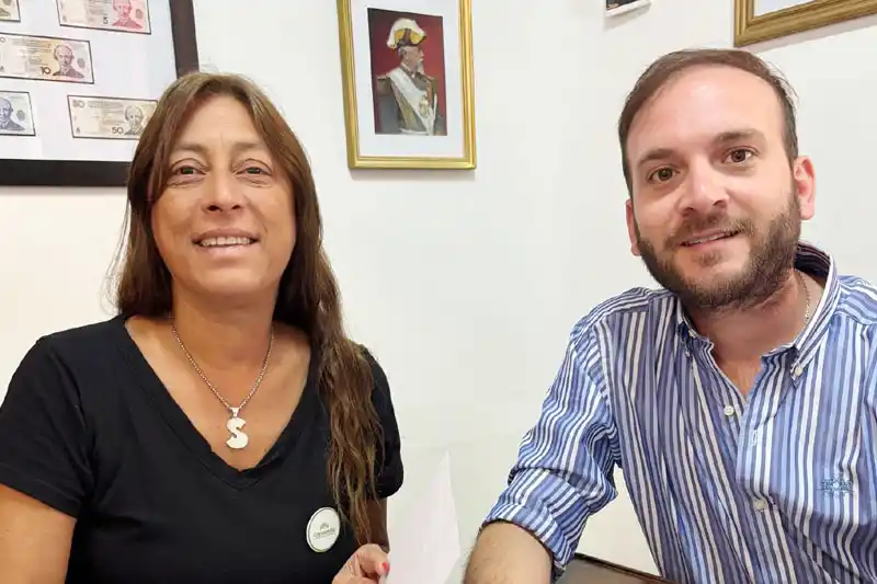 Concejales de Juntos por Entre Ríos Felipe Sastre y Silvina Ovelar