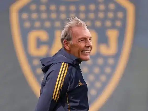 Russo rescindió con San Lorenzo y dirigió su primer entrenamiento en Boca