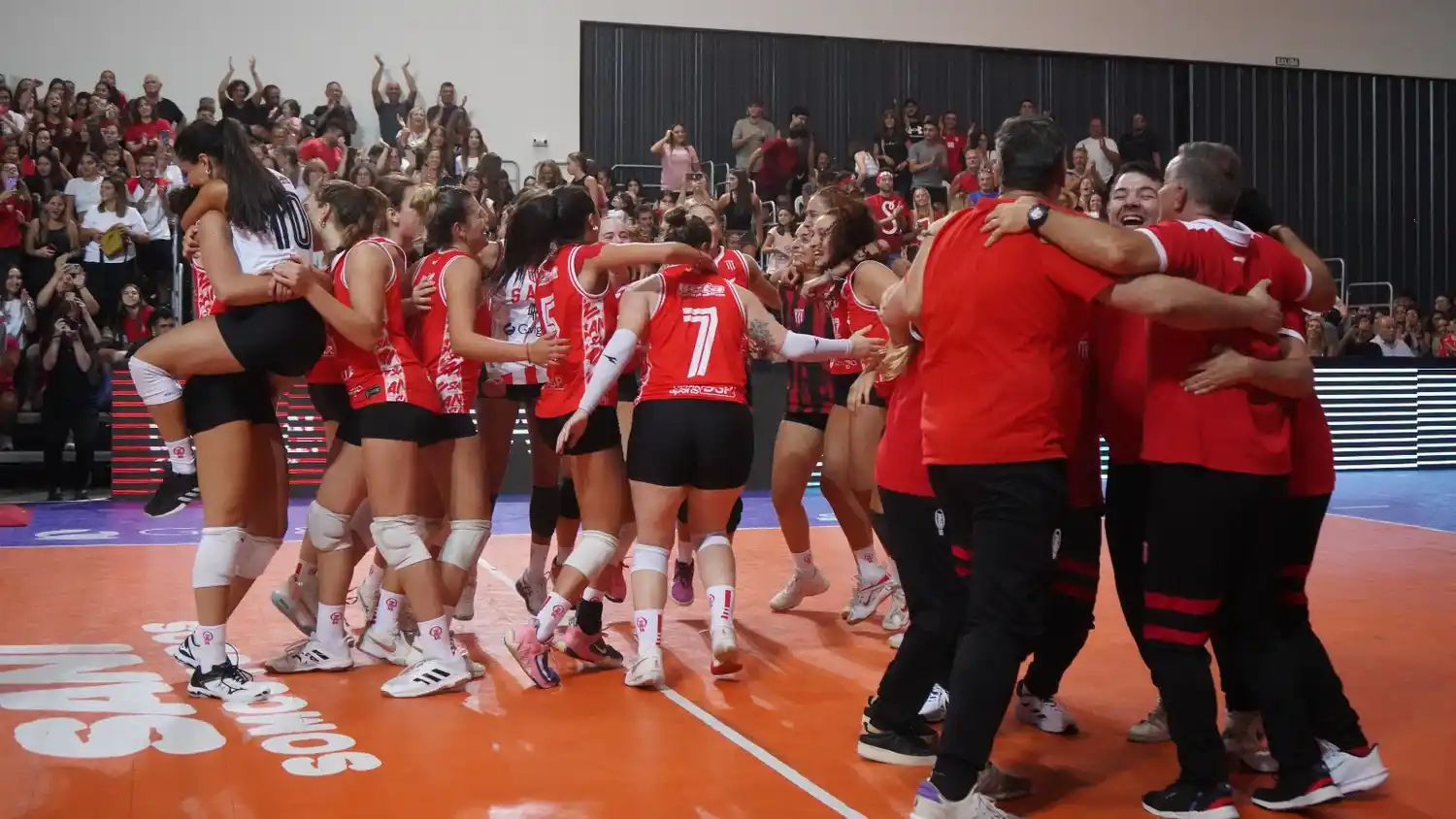 San Isidro fue campeón de la Liga Nacional, en febrero.