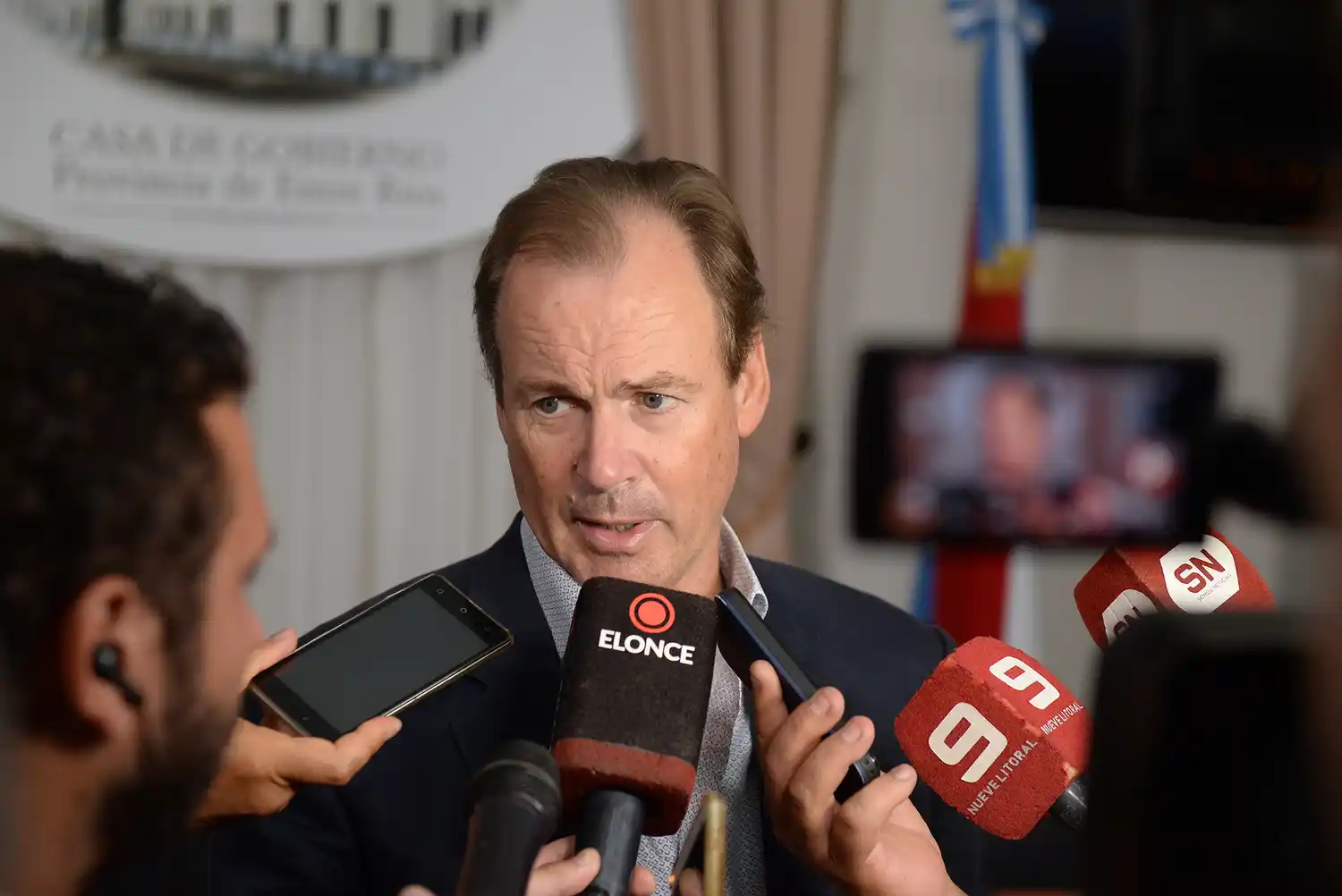 Bordet anunció el pago del incremento a los trabajadores y jubilados estatales