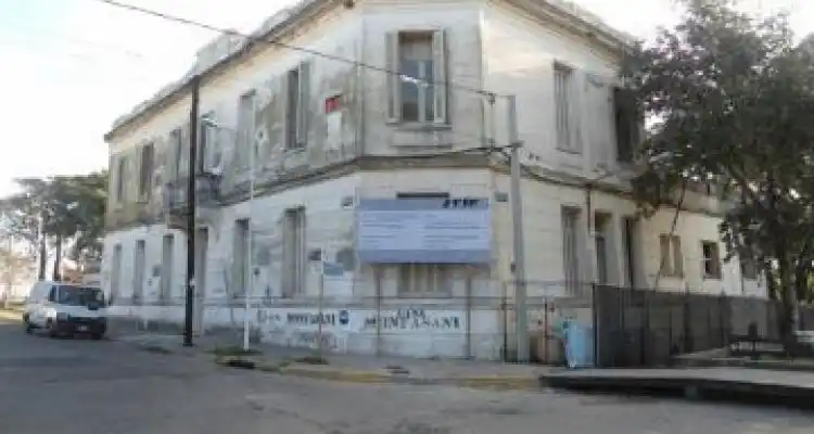 Recuperan el edificio de la Aduana