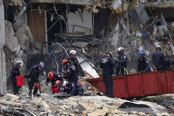 Derrumbe en Miami: asciende a 9 el número de muertos