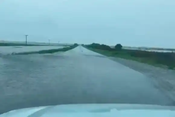 Fuertes lluvias complican la circulación en rutas del departamento Villaguay