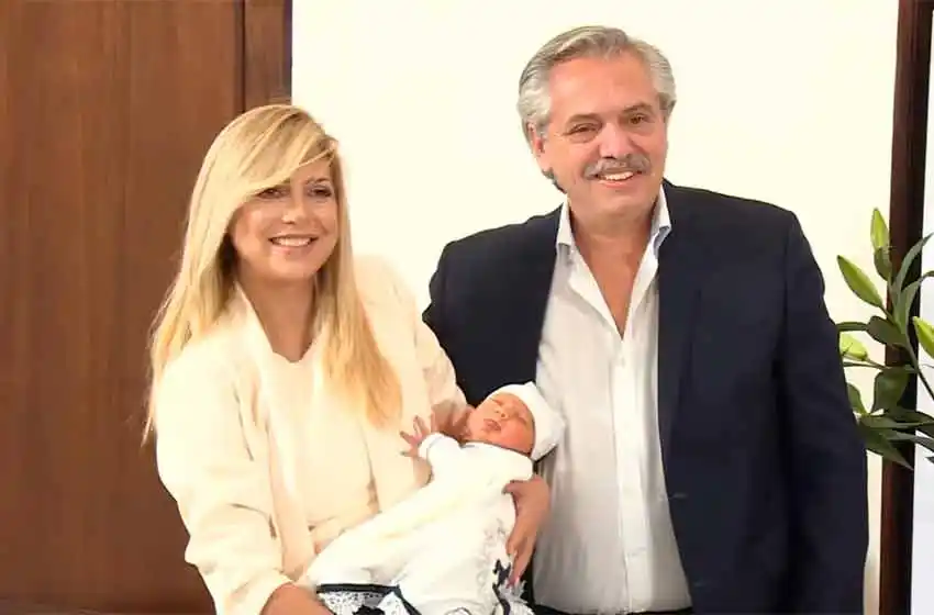 Internaron a Fabiola Yáñez y será intervenida por una hernia umbilical