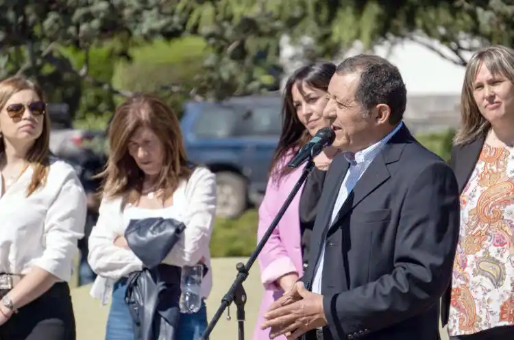 Acto. Con la presencia del intendente Julio Marini