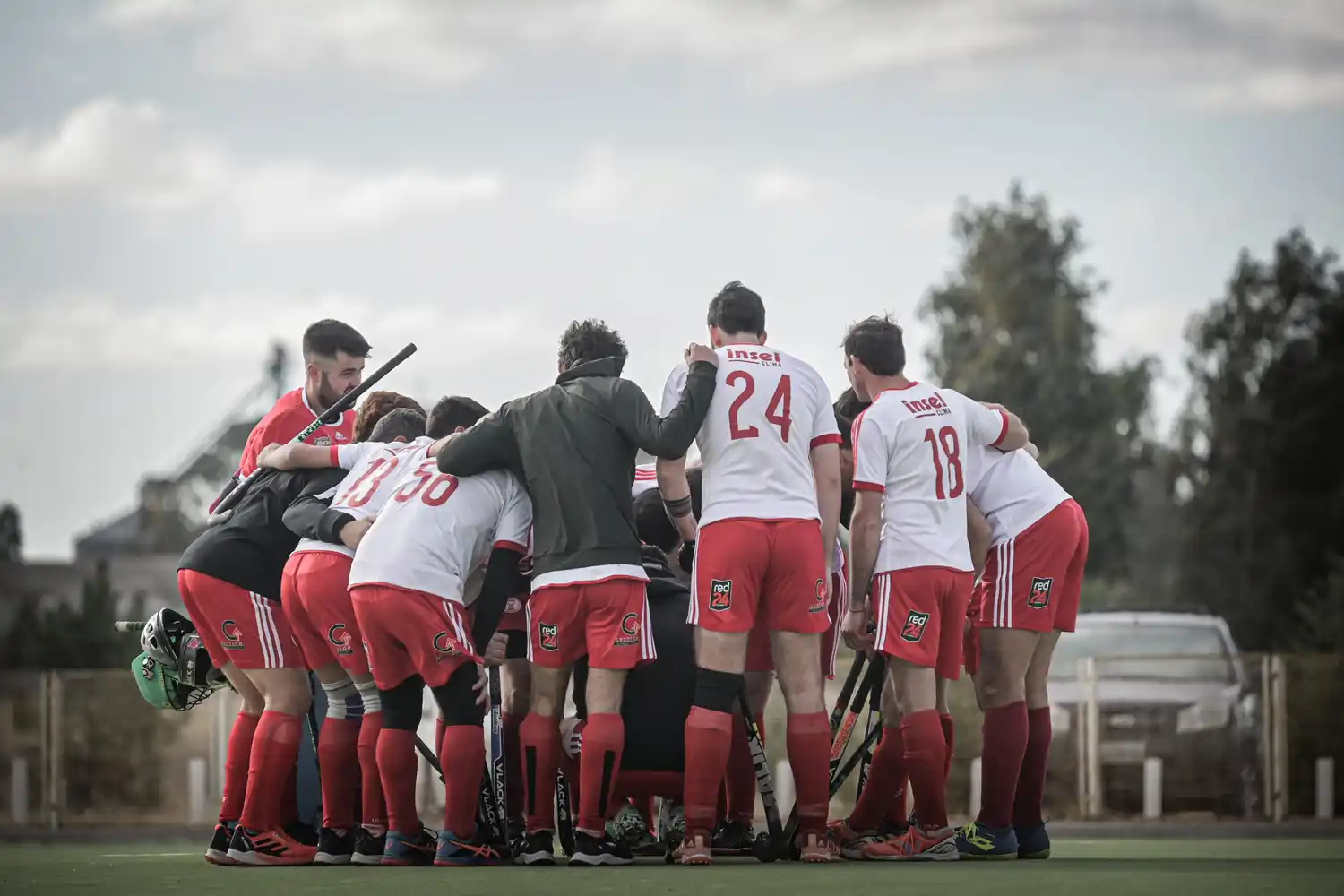 Hockey sobre césped: Huracán no pudo en Coronel Suárez