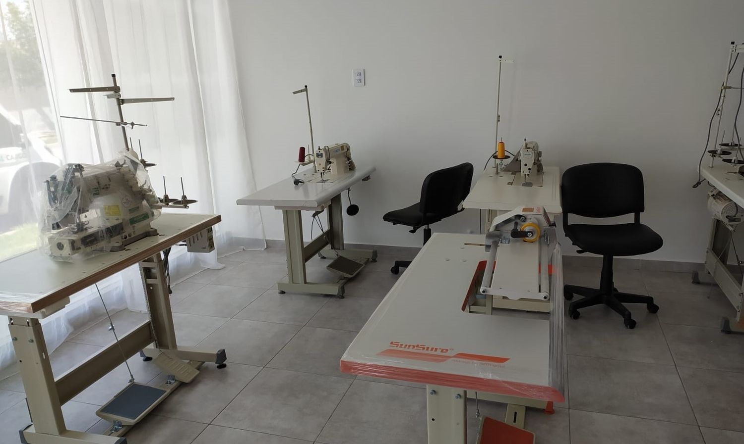 Taller de costura mujeres arroyito día del trabajador 3