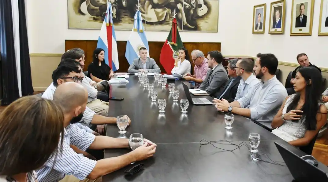 La Dirección de Rentas se reunió con procuradores