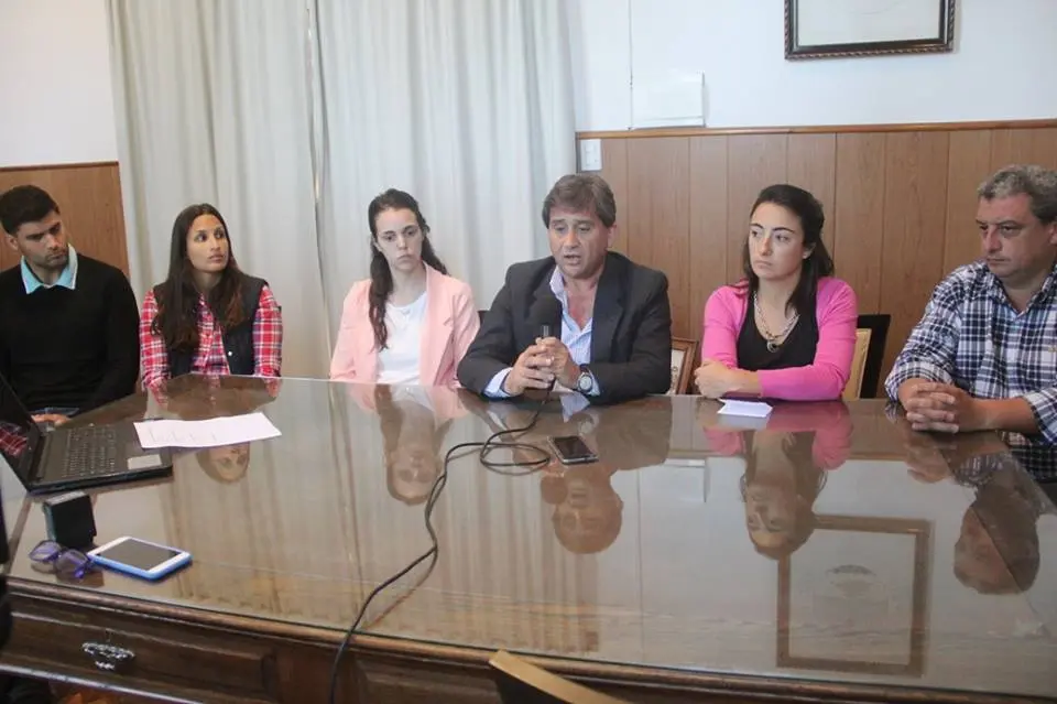 Habrá beneficios para los trabajadores municipales