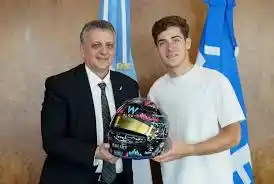 Horacio Marín, presidente de YPF junto a Franco Colapinto.