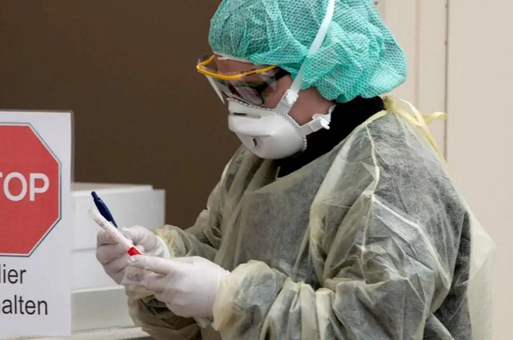 Alemania tiene más de mil pacientes en terapia intensiva por COVID-19