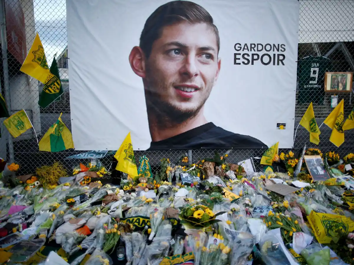 El estremecedor audio del piloto que trasladaba a Emiliano Sala: "Este avión tiene que volver al hangar"
