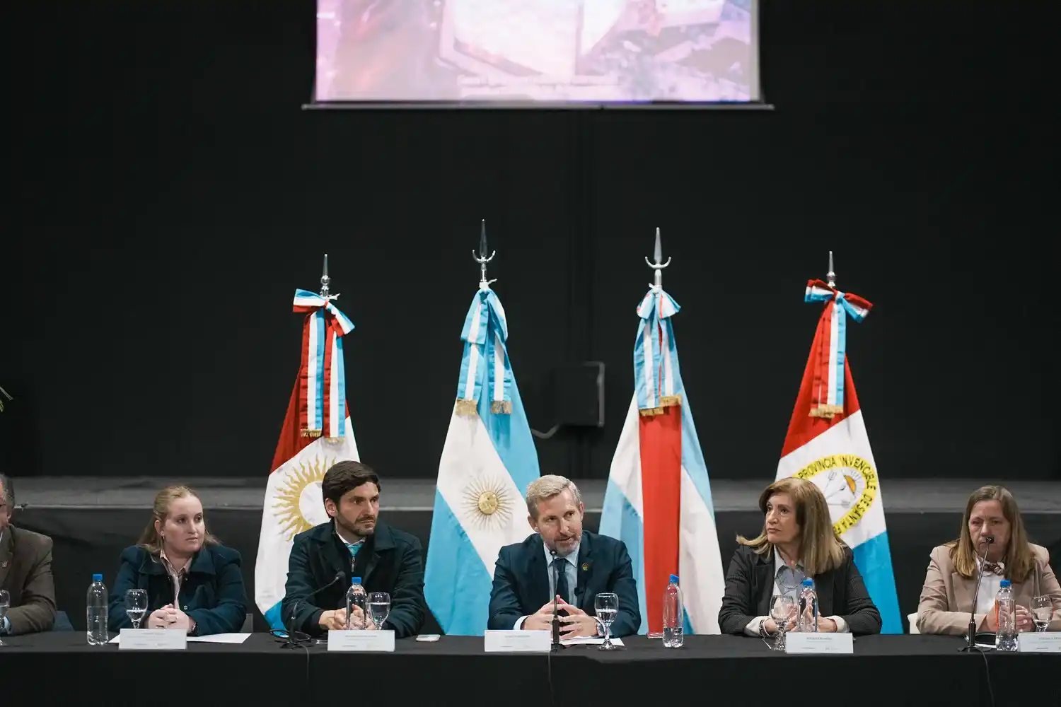 Frigerio se refirió al déficit de la Caja de Jubilaciones y la suspensión de pagos mensuales de Anses