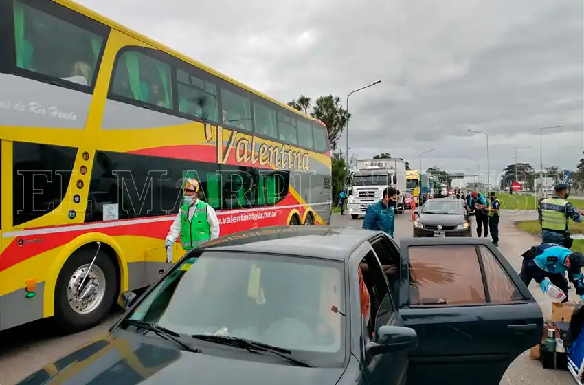 Intensifican los controles en el ingreso a Mar del Plata: vienen 2500 autos por hora