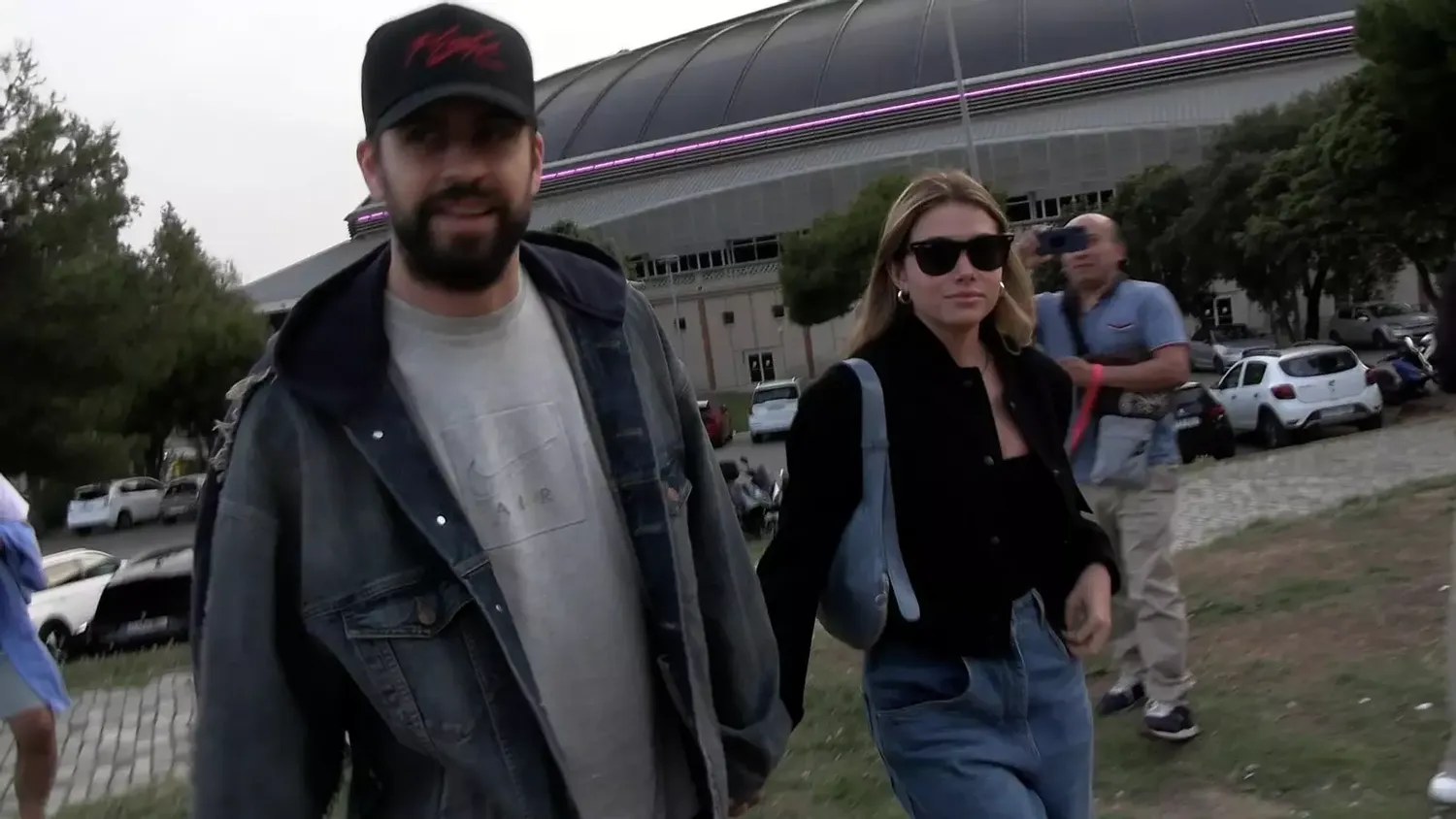 Pique y Clara Chía