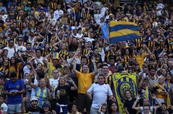Atención canallas: Lanús habilitaría el ingreso del público visitante para el choque con Central