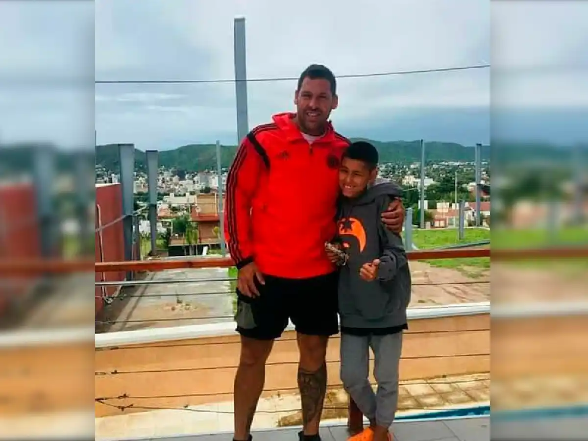  Benjamín cumplió el sueño con sus compañeros de realizar el  viaje de egresados                         