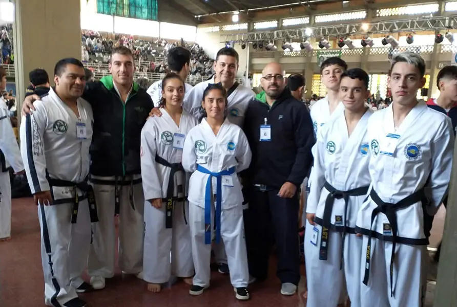 Gran desempeño de Correa en el provincial de taekwondo