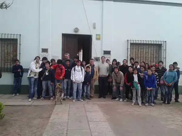 Jornada de salud y huertas en la escuela de Sarandí