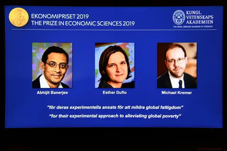 La pobreza fue el eje del premio Nobel de Economía