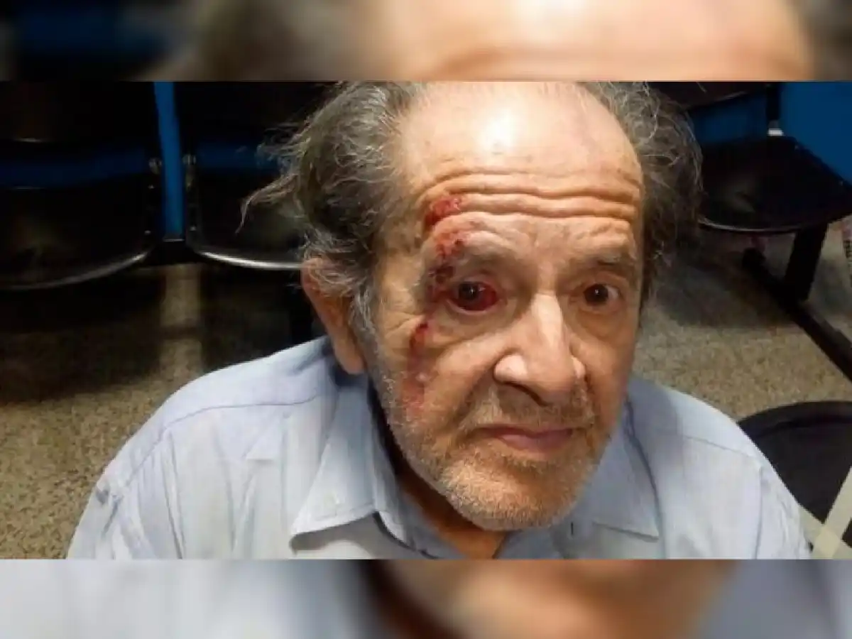 Una persona mayor sufrió una golpieza por parte de un guardia de seguridad