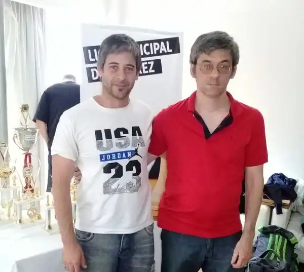 Marcelo Ayala y Cristian Viera ganaron los IRT de ajedrez en la ciudad