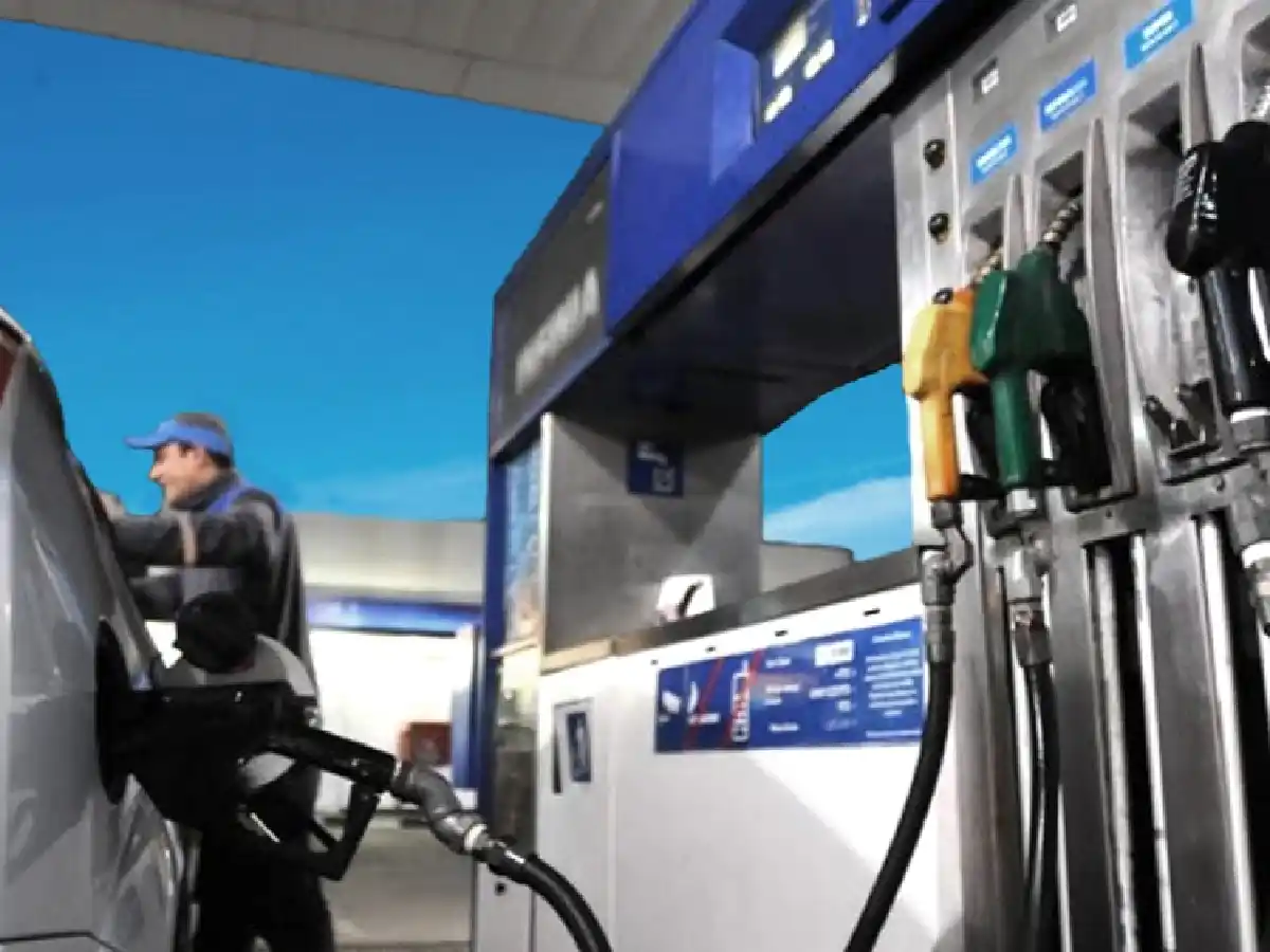 YPF aumentó un 7,5% promedio los precios en sus combustibles