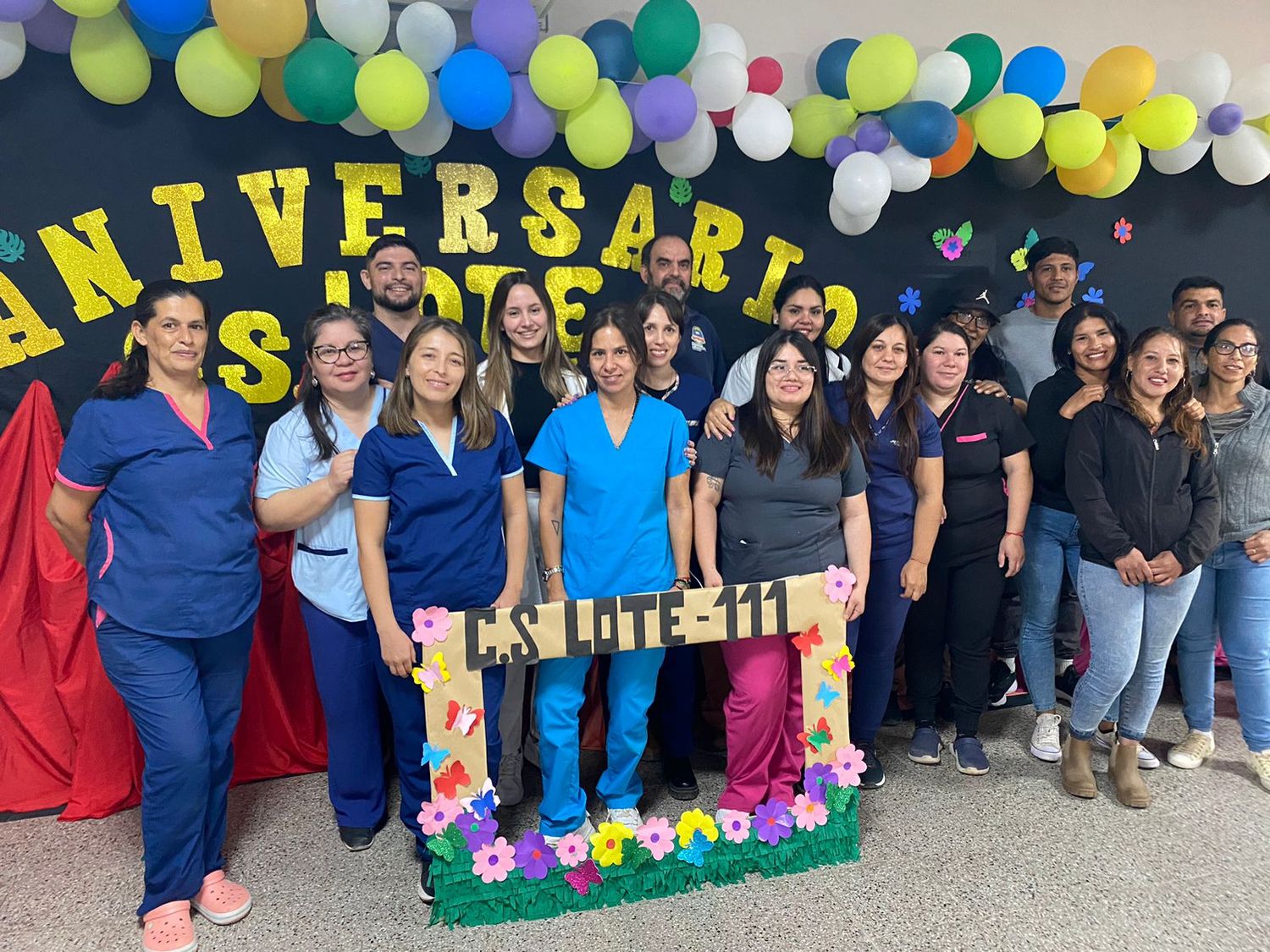 El ministro Gómez acompañó el primer aniversario de los centros de salud de los Lotes 110 y 111