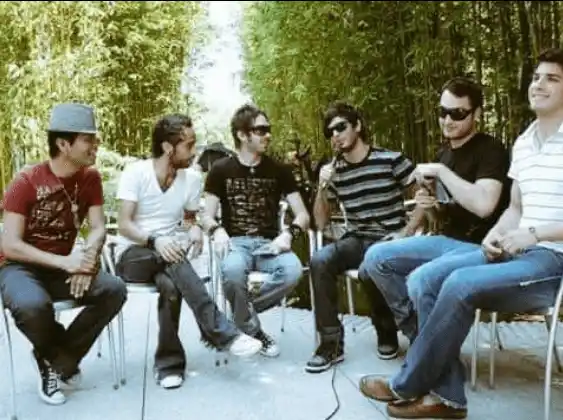 En su Instagram, Samo comparte recuerdos de sus excompañeros. 