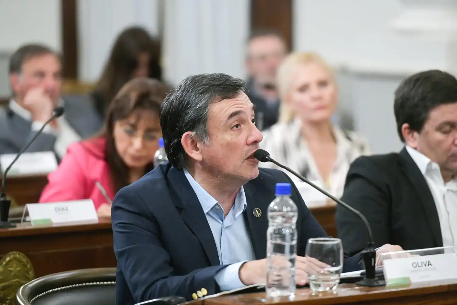 Oliva: "No hablamos sólo de una ecuación económica sino de cuidar a nuestros estudiantes”