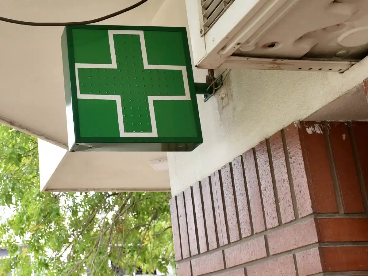 Siguen los problemas por farmacias de turno cerradas en San Francisco 