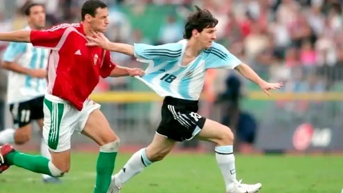 Se cumplen 20 años del fatídico debut de Messi con la Selección argentina